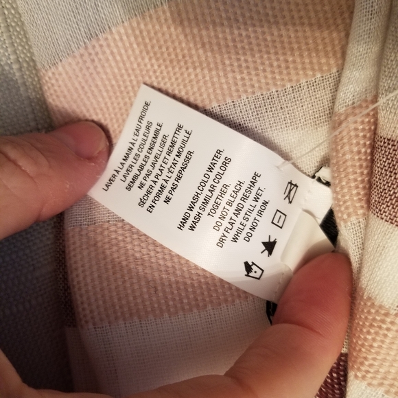 Blanket sized scarf NWT - Picture 4 of 6